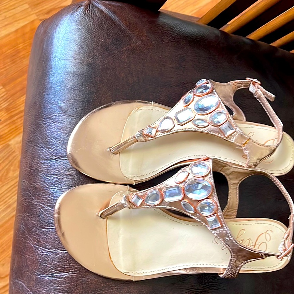 Fergie sandals peach wedge size 6